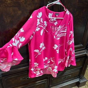 Blouse- Pink & white floral
